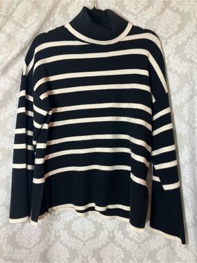 Vero Moda Striped Turtleneck Sweater M